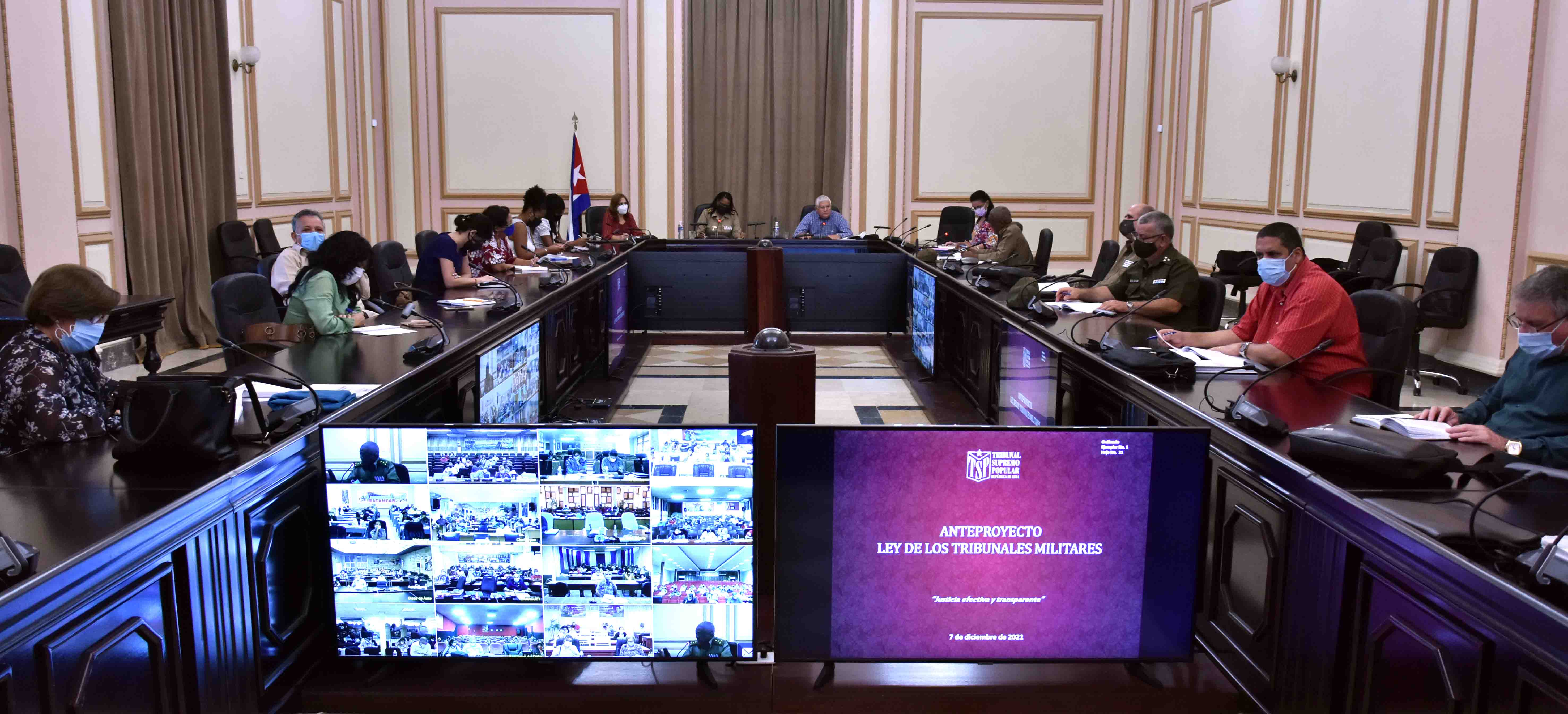 Analizan diputados proyectos de leyes previo a su presentación en el Parlamento cubano