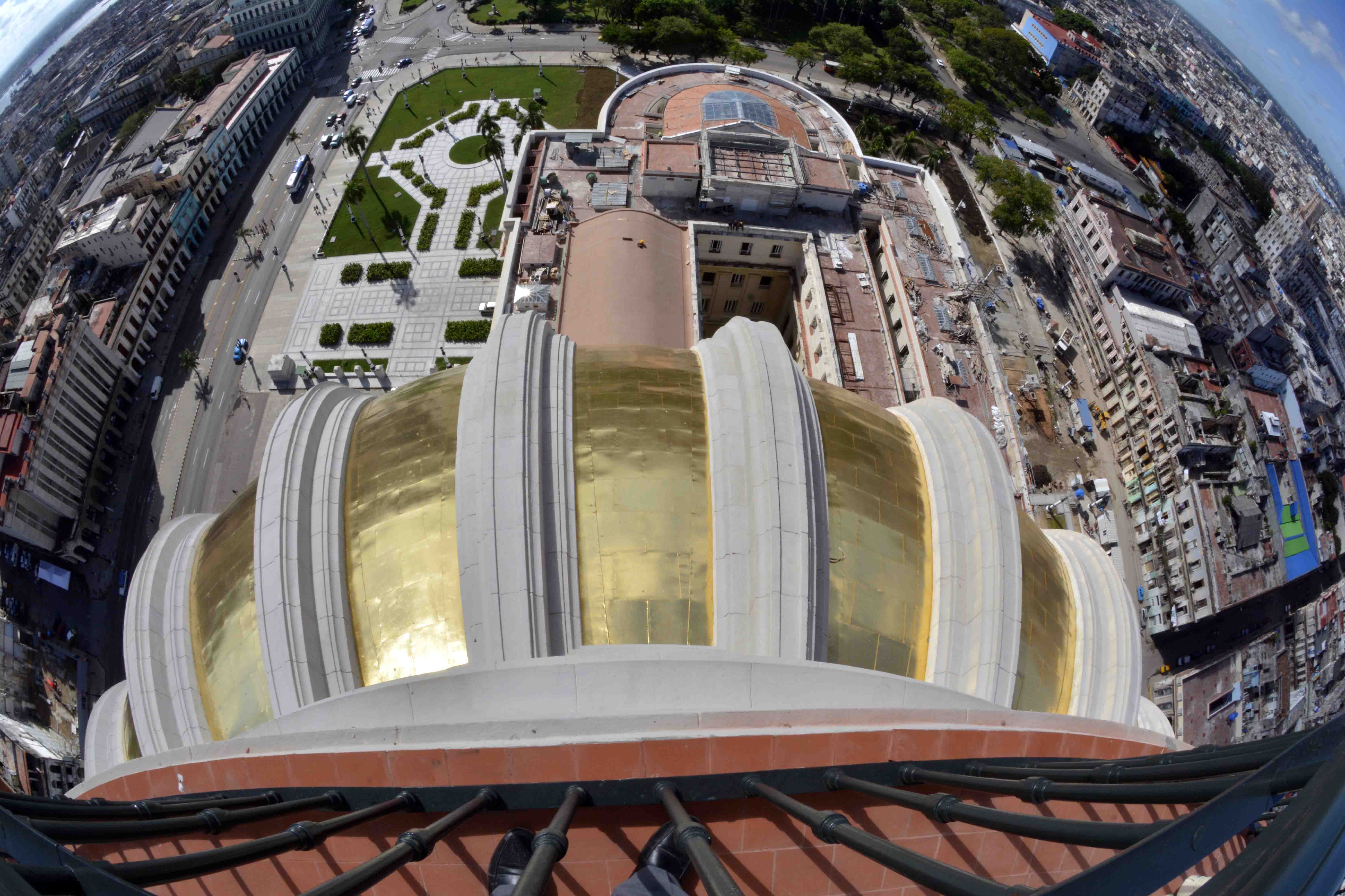 ARCOS PÉTALO DE LA CÚPULA