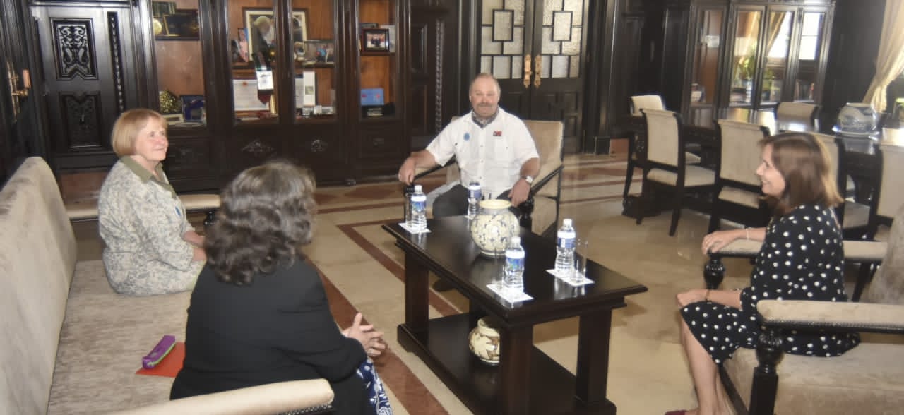 «Es un placer compartir con usted en la sede institucional del legislativo cubano en pos de fortalecer los favorables vínculos de amistad entre ambos países», resaltó Mari Machado. 