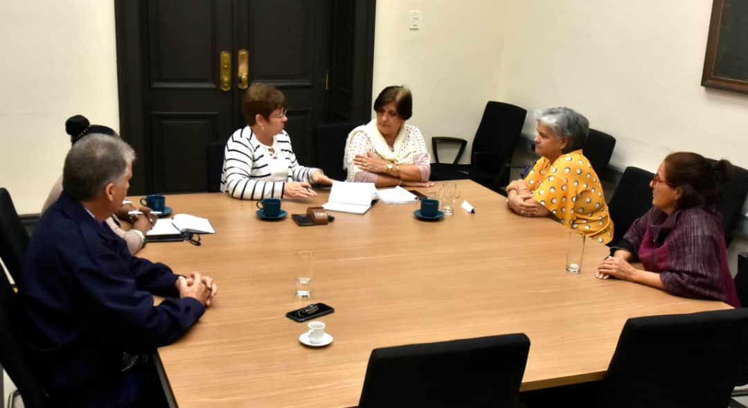 En la mirada parlamentaria la fecundidad adolescente en Cuba