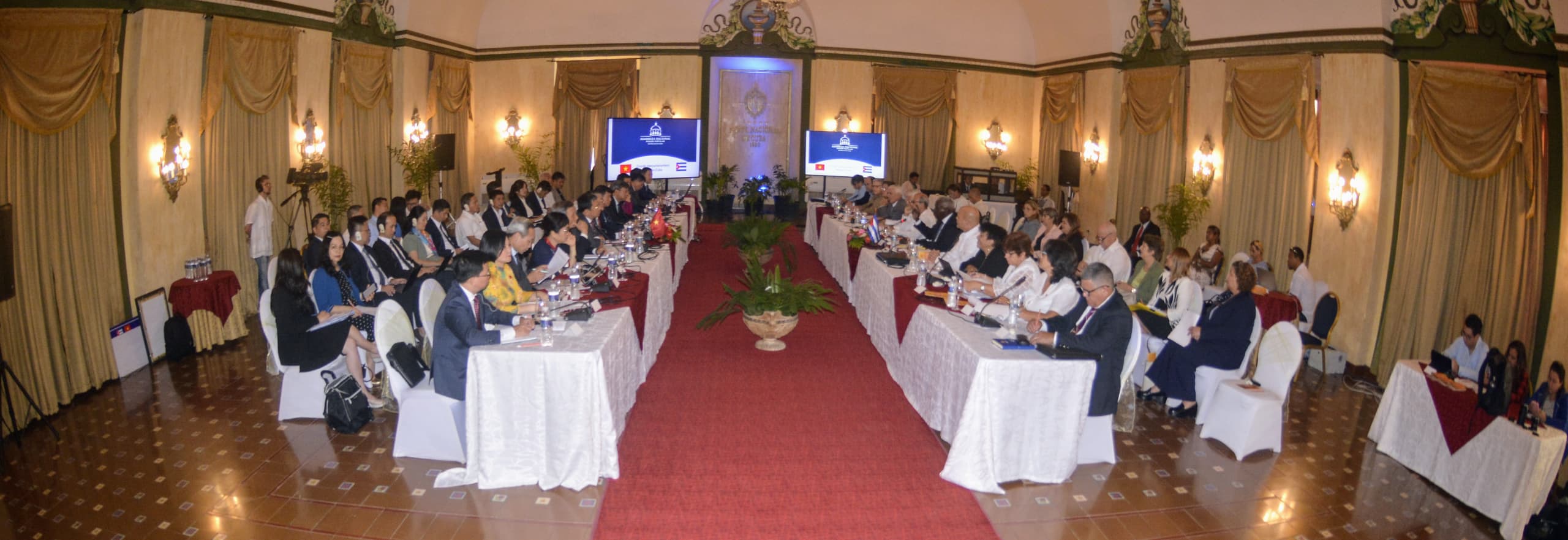 Concluyó Primera Sesión del Comité de Cooperación Interparlamentaria Vietnam-Cuba 