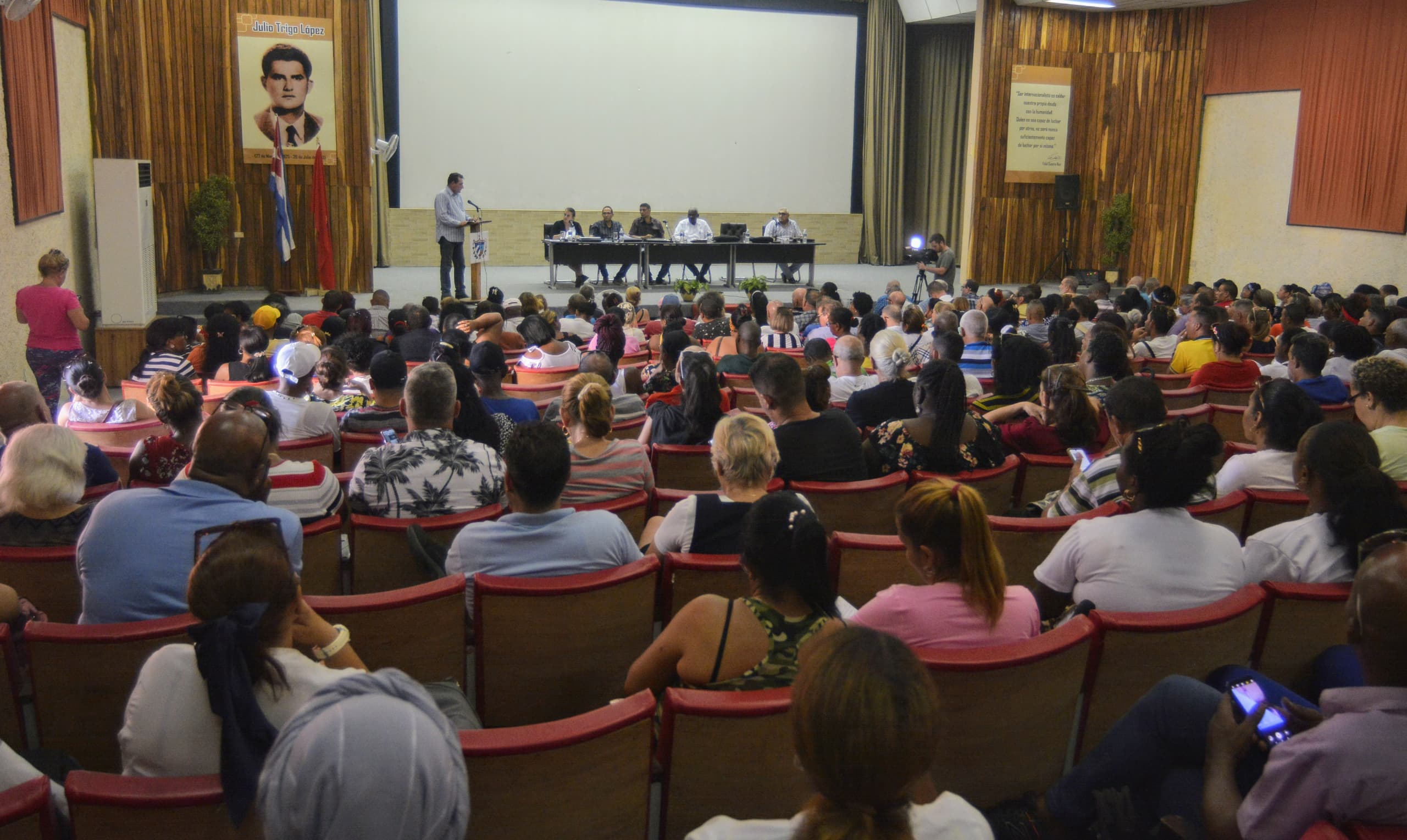 Participó Esteban Lazo en chequeo de la marcha del proceso de rendición de cuenta del delegado a sus electores y de otros programas en el municipio Arroyo Naranjo