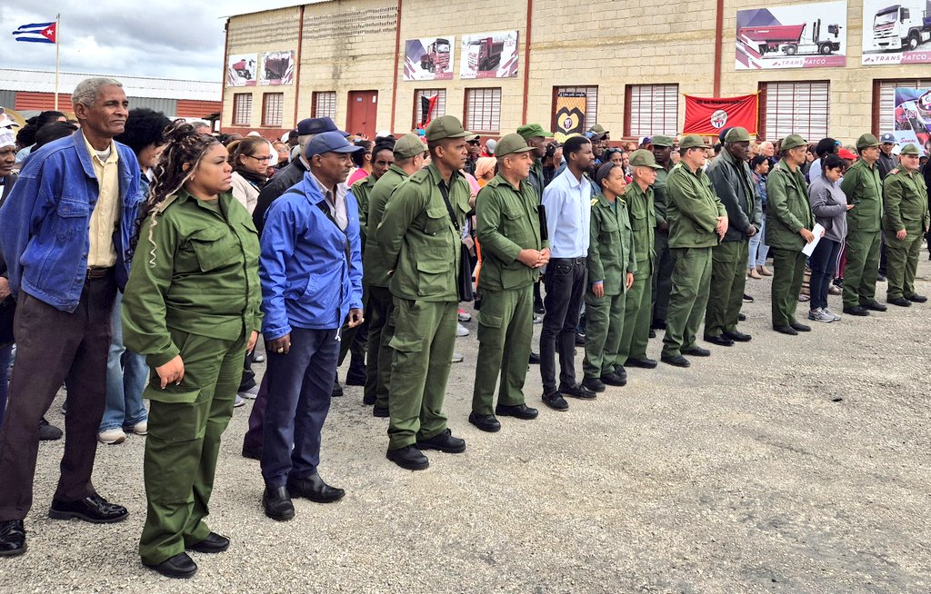 Asiste Esteban Lazo a jornada del Día Nacional de la Defensa de la Zona de Defensa Los Pinos, en Arroyo Naranjo 