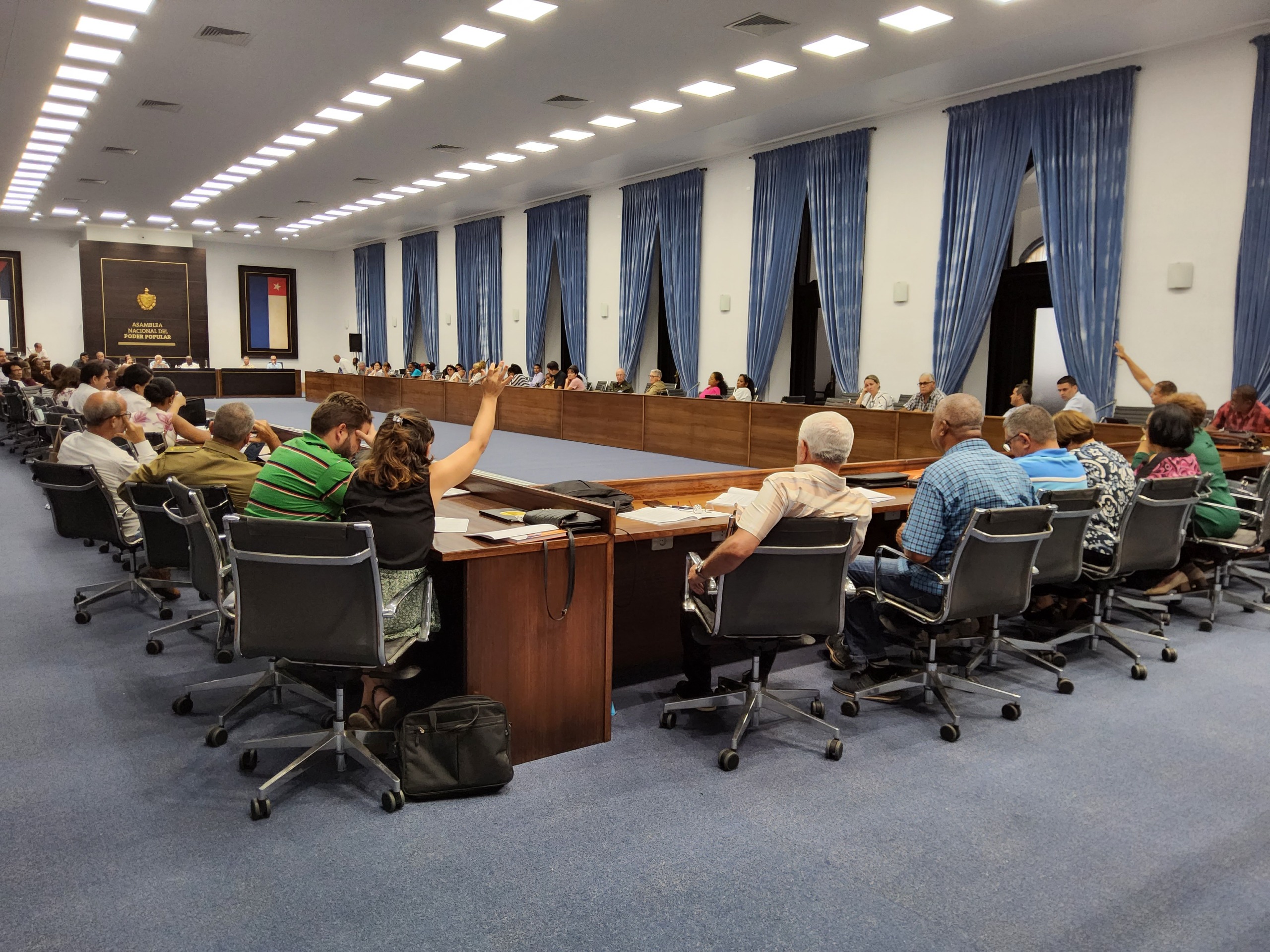 Proyectos de ley «Del Sistema Deportivo Cubano» y «Del Régimen General de Contravenciones y Sanciones Administrativas» a debate por los diputados 