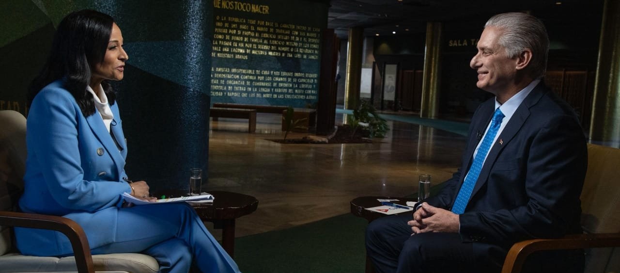  Entrevista concedida a Kristen Welker, periodista del Programa Meet the Press de NBC News