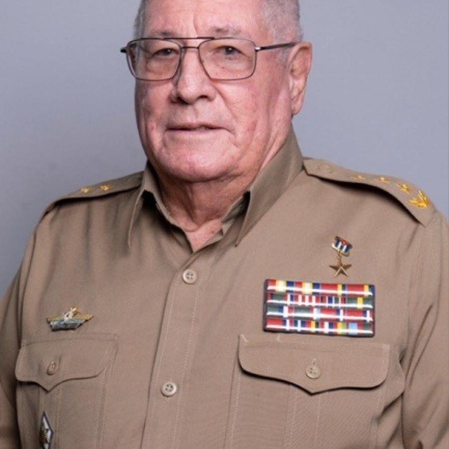 Álvaro López Miera
