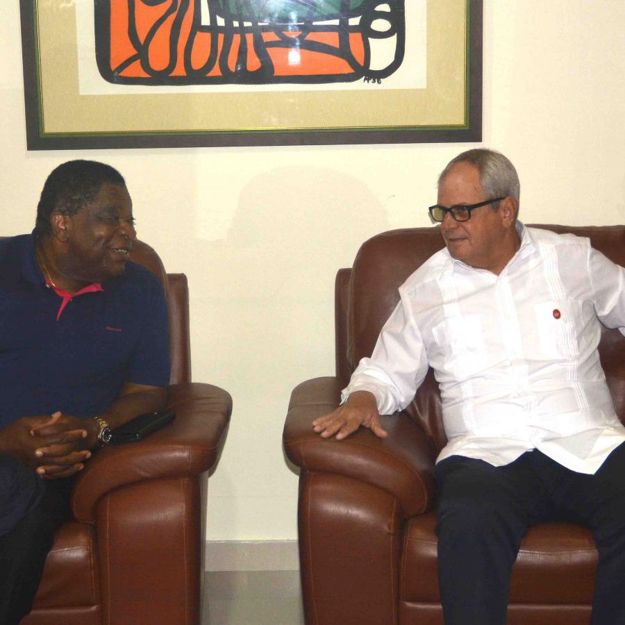 Arriba a Cuba el Secretario General de la Unión Interparlamentaria 
