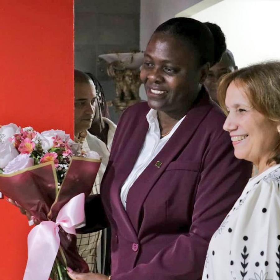 Inició visita oficial a Cuba la Presidenta de la Asamblea Nacional de la República Democrática de Santo Tomé y Príncipe 