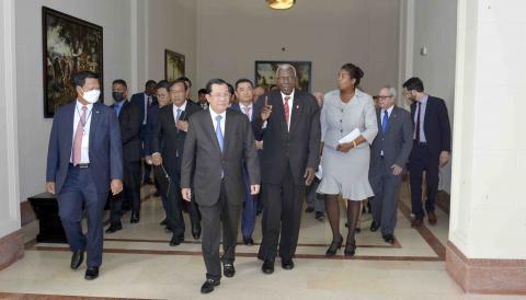 Recibe Presidente de la Asamblea Nacional de Cuba al Primer Ministro del Reino de Cambodia