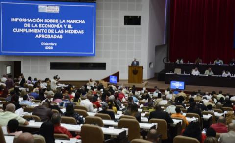 Décimo Período Ordinario de Sesiones de la Asamblea Nacional del Poder Popular Décimo Período Ordinario de Sesiones de la Asamblea Nacional del Poder Popular