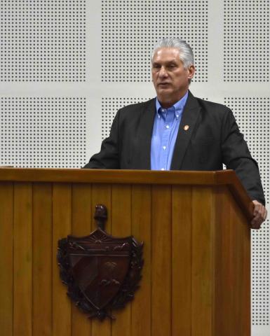 Miguel Mario Díaz-Canel Bermúdez, Primer Secretario del Comité Central del Partido Comunista de Cuba y Presidente de la República, en la clausura del Primer Periodo Ordinario de Sesiones de la X Legislatura de la Asamblea Nacional del Poder Popular Miguel Mario Díaz-Canel Bermúdez, Primer Secretario del Comité Central del Partido Comunista de Cuba y Presidente de la República, en la clausura del Primer Periodo Ordinario de Sesiones de la X Legislatura de la Asamblea Nacional del Poder Popular