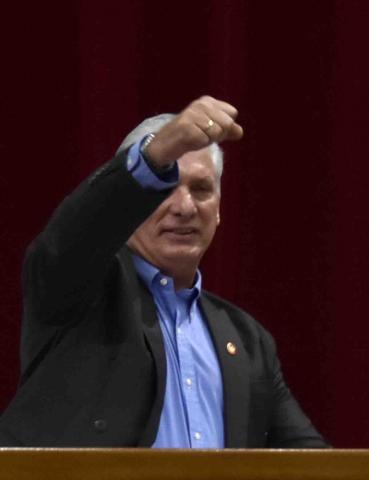 Miguel Mario Díaz-Canel Bermúdez, Primer Secretario del Comité Central del Partido Comunista de Cuba y Presidente de la República, en la clausura del Primer Periodo Ordinario de Sesiones de la X Legislatura de la Asamblea Nacional del Poder Popular Miguel Mario Díaz-Canel Bermúdez, Primer Secretario del Comité Central del Partido Comunista de Cuba y Presidente de la República, en la clausura del Primer Periodo Ordinario de Sesiones de la X Legislatura de la Asamblea Nacional del Poder Popular