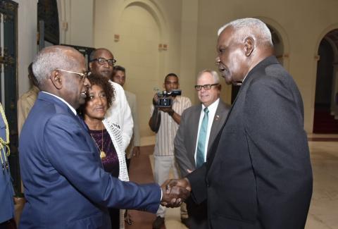 Recibió Esteban Lazo al Presidente de la República de Yibuti Recibió Esteban Lazo al Presidente de la República de Yibuti
