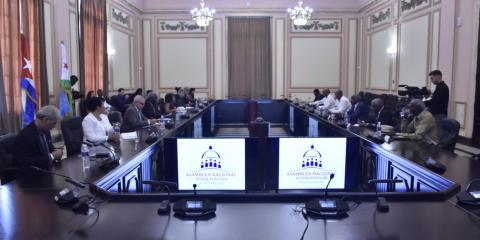 Recibió Esteban Lazo al Presidente de la República de Yibuti Recibió Esteban Lazo al Presidente de la República de Yibuti