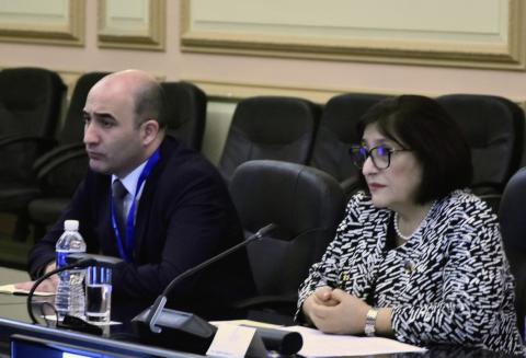 Recibe Esteban Lazo a Sahiba Gafarova, presidenta del Parlamento de Azerbaiyán Recibe Esteban Lazo a Sahiba Gafarova, presidenta del Parlamento de Azerbaiyán