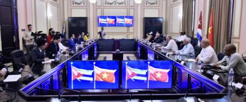 Cuba y Vietnam profundizan históricas y entrañables relaciones de hermandad Cuba y Vietnam profundizan históricas y entrañables relaciones de hermandad