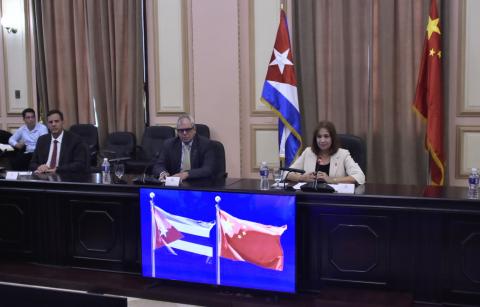 Cuba y China por profundizar sus históricas y fraternales relaciones Cuba y China por profundizar sus históricas y fraternales relaciones