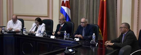 Asambleas nacionales de Cuba y China dispuestas a contribuir al fortalecimiento de las relaciones bilaterales 