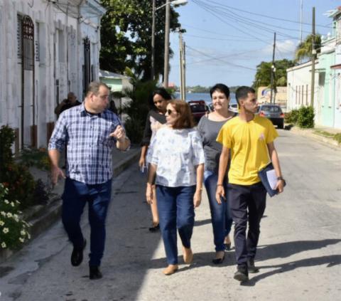 Caminando el barrio, junto al pueblo y los delegados Caminando el barrio, junto al pueblo y los delegados