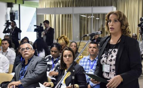 Fructífera jornada de trabajo en las comisiones parlamentarias Fructífera jornada de trabajo en las comisiones parlamentarias