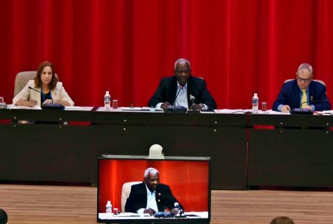 Primera jornada del Segundo Período Ordinario de Sesiones de la Asamblea Nacional (Minuto a Minuto) Primera jornada del Segundo Período Ordinario de Sesiones de la Asamblea Nacional (Minuto a Minuto)