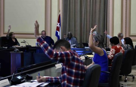 Analiza Consejo de Estado cronograma de implementación de las proyecciones del Gobierno para corregir distorsiones y reimpulsar la economía Analiza Consejo de Estado cronograma de implementación de las proyecciones del Gobierno para corregir distorsiones y reimpulsar la economía