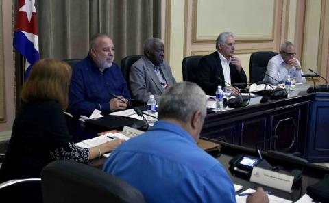 Analiza Consejo de Estado cronograma de implementación de las proyecciones del Gobierno para corregir distorsiones y reimpulsar la economía Analiza Consejo de Estado cronograma de implementación de las proyecciones del Gobierno para corregir distorsiones y reimpulsar la economía