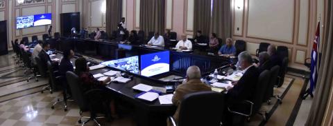 Consejo de Estado examina cumplimiento del cronograma del proceso de implementación de las medidas del Gobierno para corregir distorsiones y reimpulsar la economía Consejo de Estado examina cumplimiento del cronograma del proceso de implementación de las medidas del Gobierno para corregir distorsiones y reimpulsar la economía