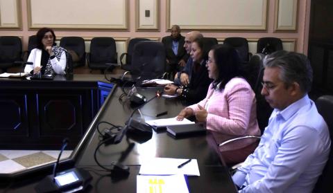 Consejo de Estado examina cumplimiento del cronograma del proceso de implementación de las medidas del Gobierno para corregir distorsiones y reimpulsar la economía Consejo de Estado examina cumplimiento del cronograma del proceso de implementación de las medidas del Gobierno para corregir distorsiones y reimpulsar la economía