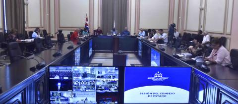 La integralidad y participación de todos debe acompañar el cronograma del proceso de implementación de las medidas para corregir distorsiones y reimpulsar la economía La integralidad y participación de todos debe acompañar el cronograma del proceso de implementación de las medidas para corregir distorsiones y reimpulsar la economía
