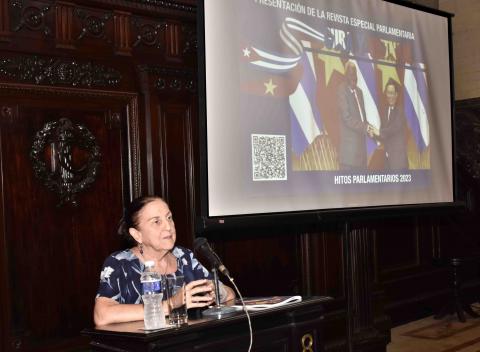 Presentan en el Capitolio Nacional Revista Parlamentaria Especial «Cuba y Vietnam: un símbolo de hermandad»