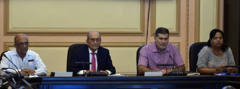 Asumir con rigor e integralidad el proceso de implementación de las medidas para corregir distorsiones y reimpulsar la economía Asumir con rigor e integralidad el proceso de implementación de las medidas para corregir distorsiones y reimpulsar la economía