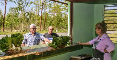 Arroyo Naranjo, el compromiso de trabajar en función del fortalecimiento municipal Arroyo Naranjo, el compromiso de trabajar en función del fortalecimiento municipal