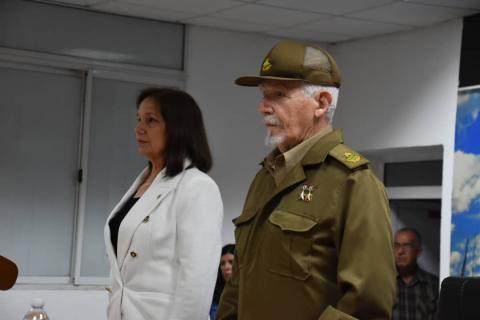 Toman posesión de sus cargos gobernadora y vicegobernador de Villa Clara Toman posesión de sus cargos gobernadora y vicegobernador de Villa Clara