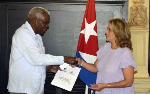 Que el ejercicio de rendición de cuenta a la Asamblea Nacional del Poder Popular fortalezca el Comercio Interior en Cuba a favor del pueblo Que el ejercicio de rendición de cuenta a la Asamblea Nacional del Poder Popular fortalezca el Comercio Interior en Cuba a favor del pueblo