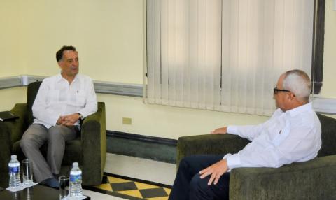 Cuba y Suiza: consolidar lazos parlamentarios a favor de ambos pueblos Cuba y Suiza: consolidar lazos parlamentarios a favor de ambos pueblos