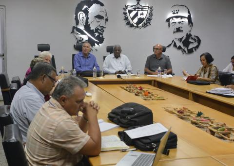 Notifica Esteban Lazo a autoridades de Artemisa sobre rendición de cuenta de su Gobierno Provincial ante el Parlamento cubano Notifica Esteban Lazo a autoridades de Artemisa sobre rendición de cuenta de su Gobierno Provincial ante el Parlamento cubano