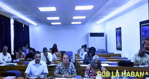 reunión con presidentes de las asambleas municipales del Poder Popular reunión con presidentes de las asambleas municipales del Poder Popular