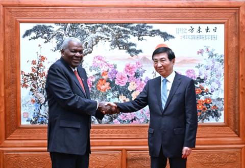 Sostiene Esteban Lazo fraternales encuentros con líderes parlamentarios de la República Popular China Sostiene Esteban Lazo fraternales encuentros con líderes parlamentarios de la República Popular China