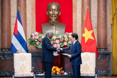 Sostiene Esteban Lazo encuentros con máximos dirigentes de Vietnam Sostiene Esteban Lazo encuentros con máximos dirigentes de Vietnam