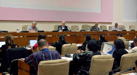 Intensa primera jornada de reuniones de comisiones parlamentarias Intensa primera jornada de reuniones de comisiones parlamentarias