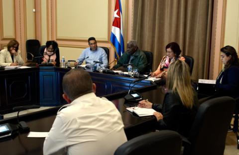Notificó Esteban Lazo al Ministerio de Transporte del ejercicio de la más alta fiscalización a este organismo. Notificó Esteban Lazo al Ministerio de Transporte del ejercicio de la más alta fiscalización a este organismo.
