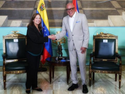 Recibe Presidente de la Asamblea Nacional de Venezuela a Ana María Mari Machado Recibe Presidente de la Asamblea Nacional de Venezuela a Ana María Mari Machado