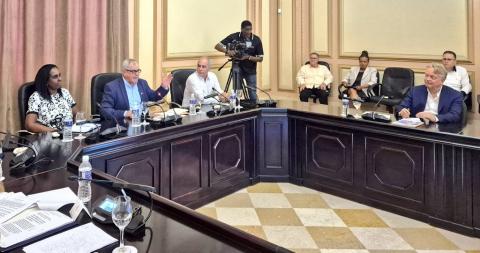 Fortalecer los vínculos parlamentarios con Europa y Canadá Fortalecer los vínculos parlamentarios con Europa y Canadá