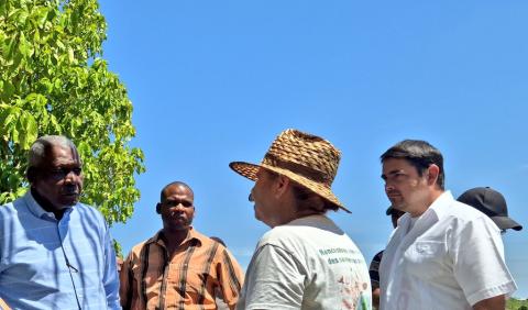Recorrió Esteban Lazo centros de interés económico y social en municipios de La Habana Recorrió Esteban Lazo centros de interés económico y social en municipios de La Habana