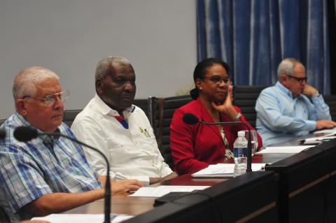 Proyectos de ley «Del Sistema Deportivo Cubano» y «Del Régimen General de Contravenciones y Sanciones Administrativas» a debate por los diputados Proyectos de ley «Del Sistema Deportivo Cubano» y «Del Régimen General de Contravenciones y Sanciones Administrativas» a debate por los diputados