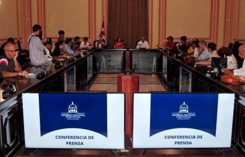Analizarán diputados temas de la agenda económico-social del país en el venidero Período Ordinario de Sesiones del Parlamento cubano Analizarán diputados temas de la agenda económico-social del país en el venidero Período Ordinario de Sesiones del Parlamento cubano