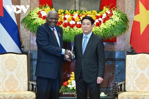 Sostiene Esteban Lazo conversaciones oficiales con autoridades vietnamitas 