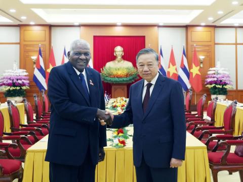 Encuentros que fortalecen la histórica hermandad entre Cuba y Vietnam 