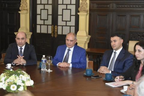 Cuba y Azerbaiyán, por consolidar relaciones entre sus pueblos y Parlamentos 